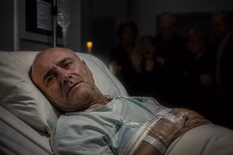 Phil Collins proche de la mort après un abus d’alcool : « Les gens venaient me dire adieu »
